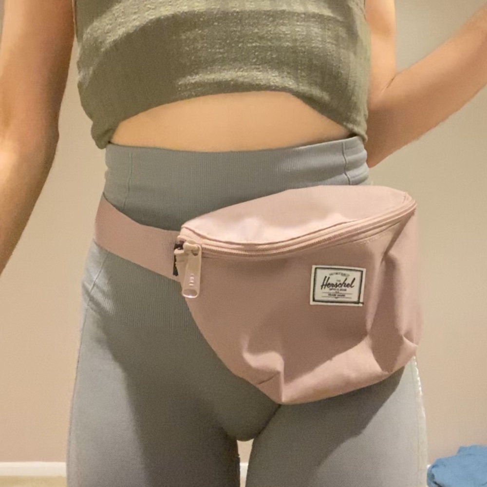Herschel Ash Rose Fanny Pack (Brand New)
